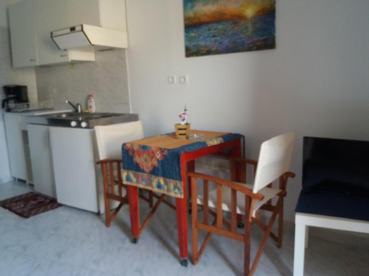 Poros Town Apartment In Poros מראה חיצוני תמונה
